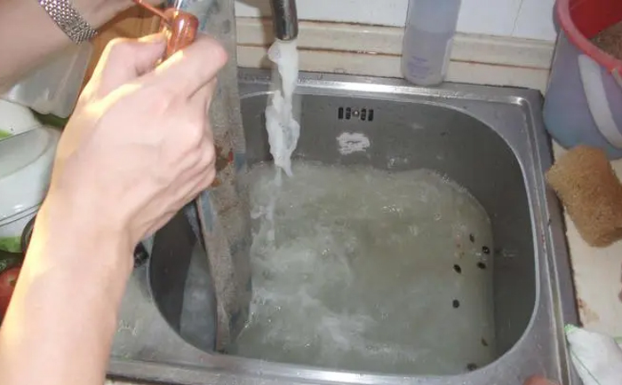 厨房水槽疏通 厨房水槽疏通